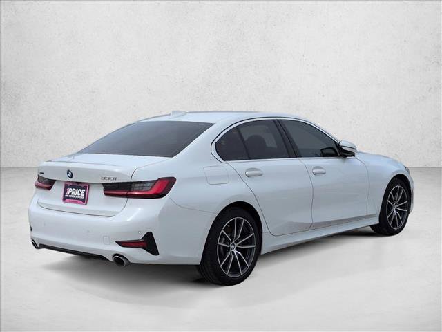 Used 2022 BMW 330i xDrive Sedan w/ Driving Assistance Package image 3