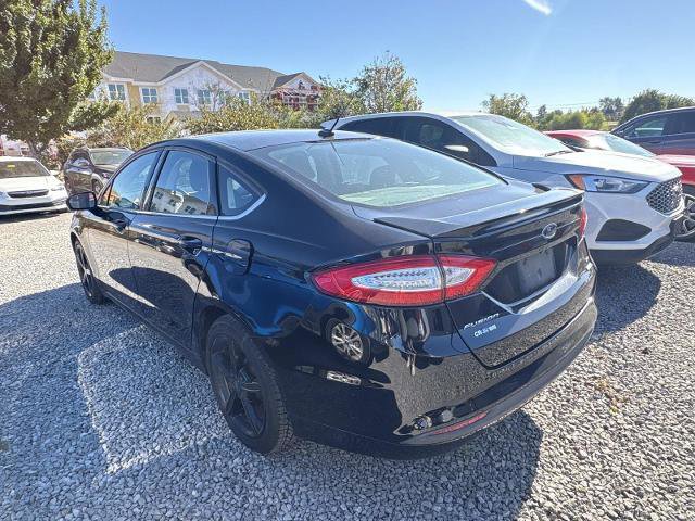 Certified 2016 Ford Fusion SE image 5