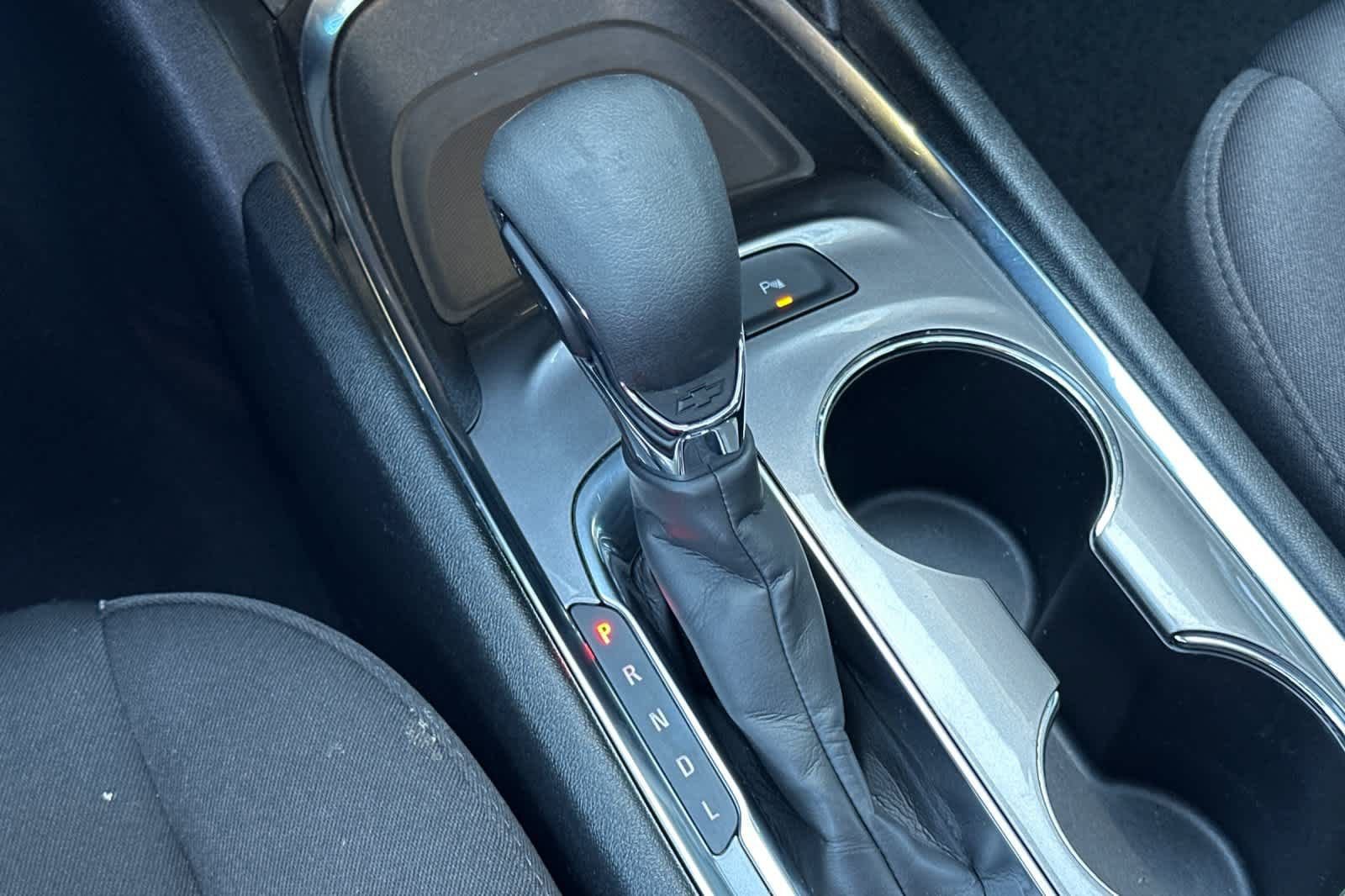 Used 2024 Chevrolet Malibu LT image 21