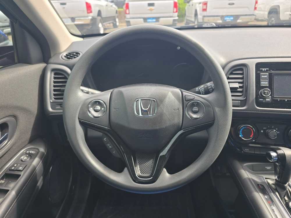 Used 2018 Honda HR-V LX image 11