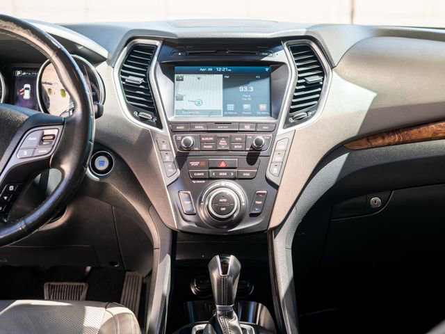 Used 2017 Hyundai Santa Fe Limited AWD/4WD image 30