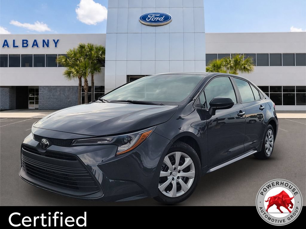 Used 2024 Toyota Corolla LE FWD image 1