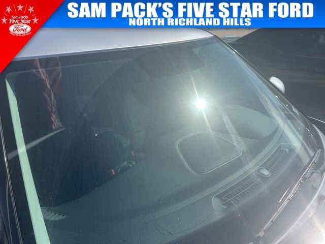 Used 2020 Kia Soul LX image 2