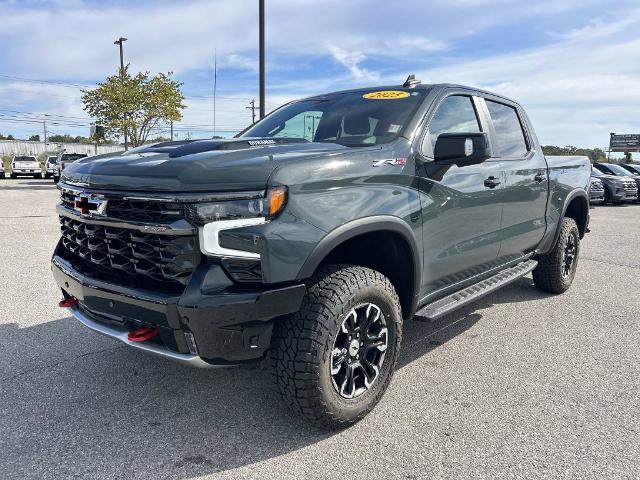Used 2025 Chevrolet Silverado 1500 ZR2 w/ Technology Package AWD/4WD image 8