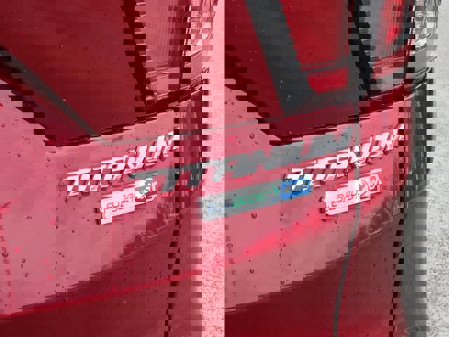 Certified 2018 Ford Escape Titanium w/ Ford Safe & Smart Package image 27