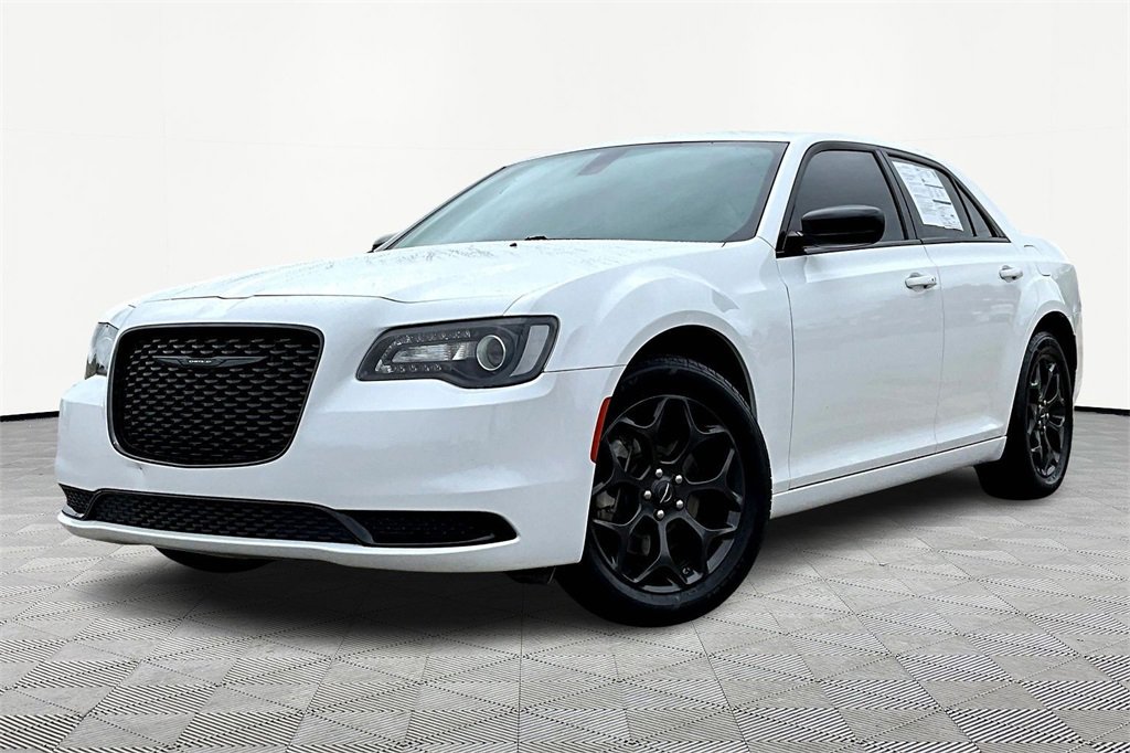 Used 2022 Chrysler 300 Touring w/ Sport Appearance Package