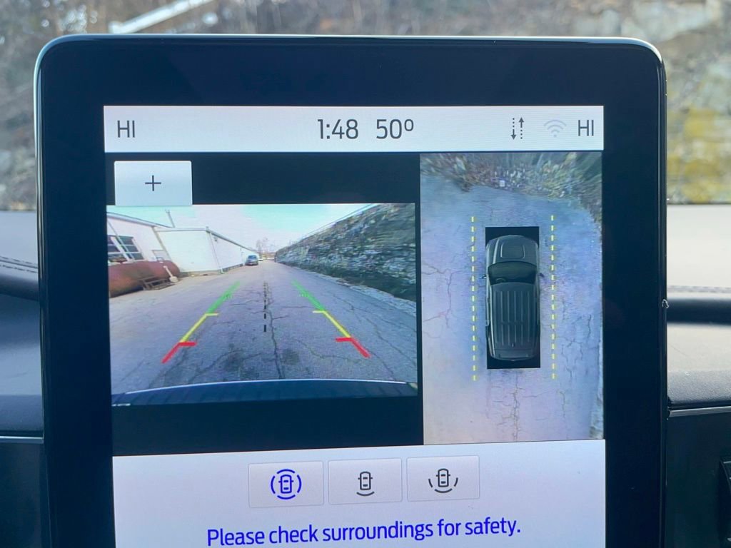 Certified 2022 Ford Explorer Platinum w/ Equipment Group 601A image 24