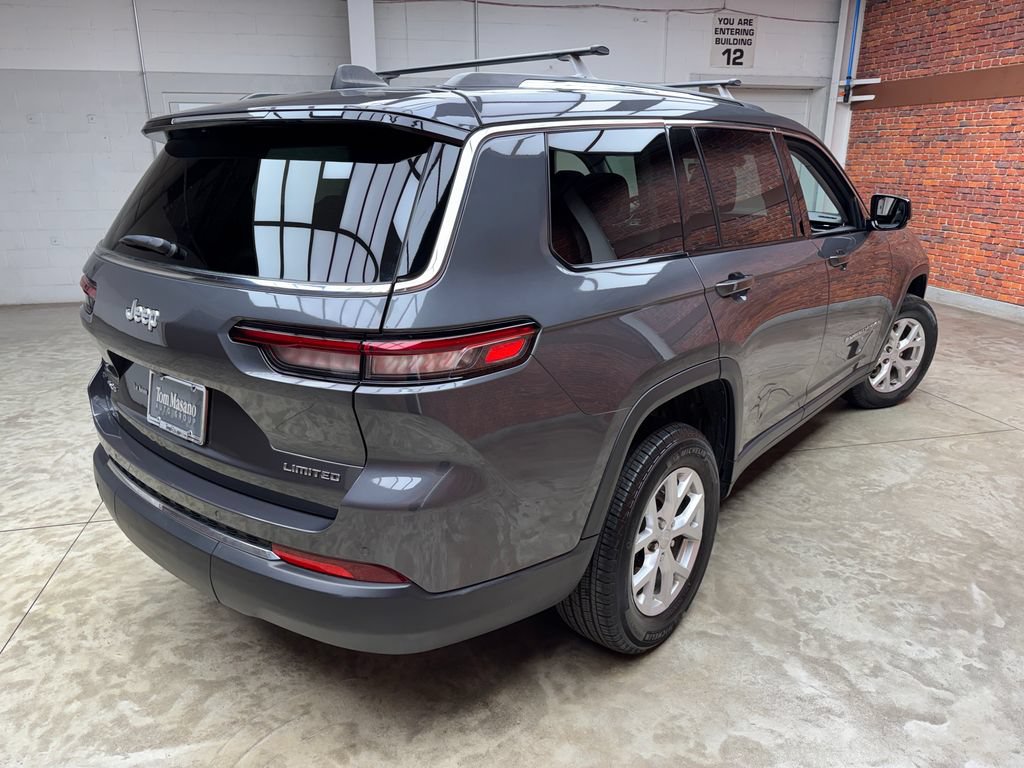 Used 2023 Jeep Grand Cherokee L Limited AWD/4WD image 5