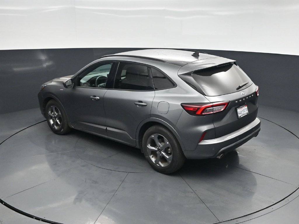 Certified 2023 Ford Escape ST-Line w/ Tech Pack #1 FWD image 44