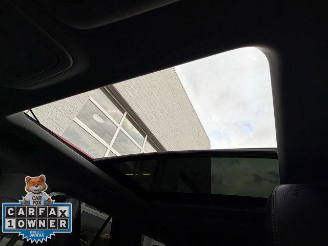 Certified 2022 Ford Explorer Limited w/ Limited Technology Package image 32