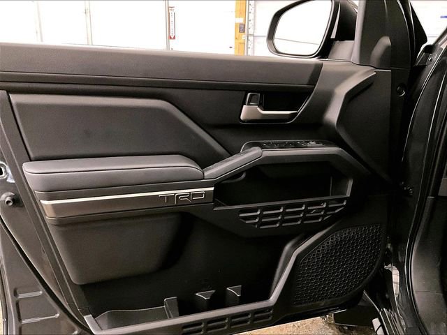 Used 2025 Toyota Tacoma TRD Off-Road w/ TRD Off Road Upgrade Package AWD/4WD image 22
