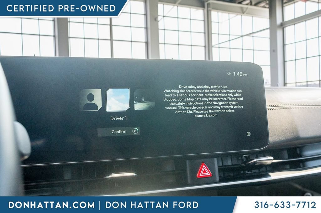 Used 2025 Kia Carnival FWD image 6