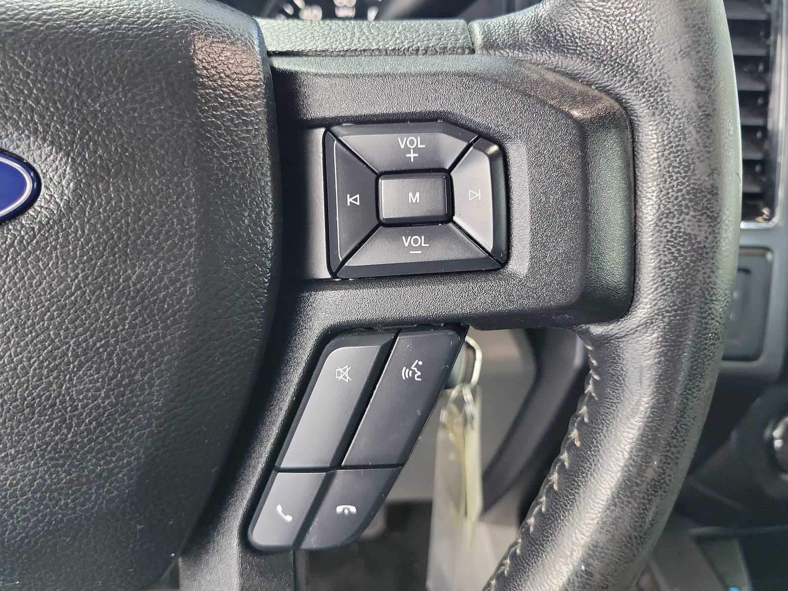 Certified 2018 Ford F150 XLT w/ Equipment Group 302A Luxury AWD/4WD image 19