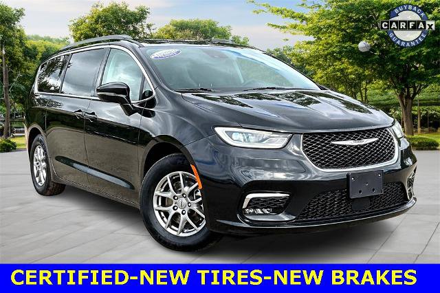 Used 2021 Chrysler Pacifica Touring