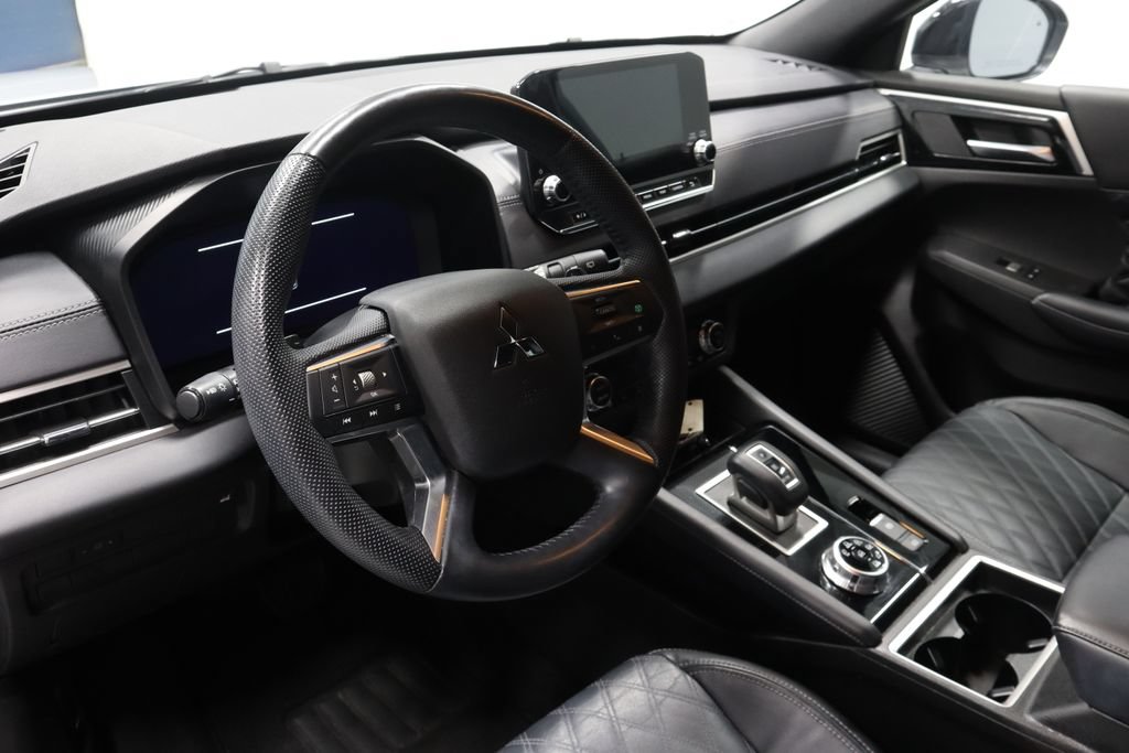 Used 2023 Mitsubishi Outlander SEL Black Edition AWD/4WD image 27