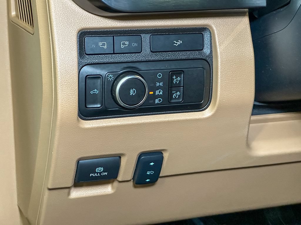 Certified 2024 Ford F250 Lariat w/ Tremor Off-Road Package AWD/4WD image 26