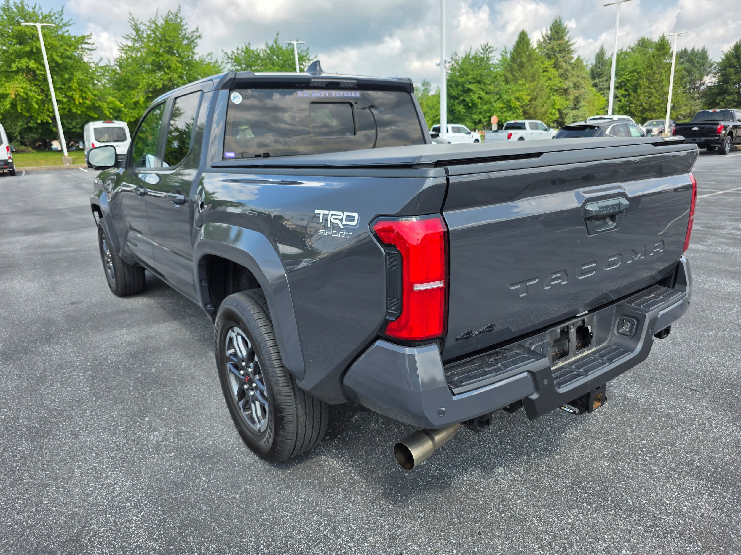 Used 2024 Toyota Tacoma TRD Sport w/ TRD Sport Upgrade Package AWD/4WD image 3