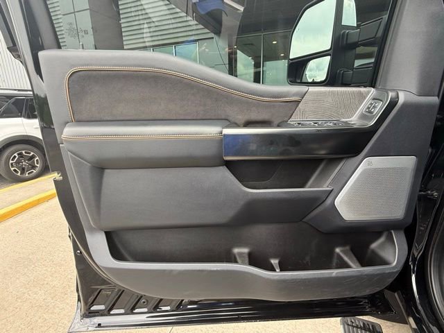 Certified 2024 Ford F350 Platinum w/ FX4 Off-Road Package AWD/4WD image 12