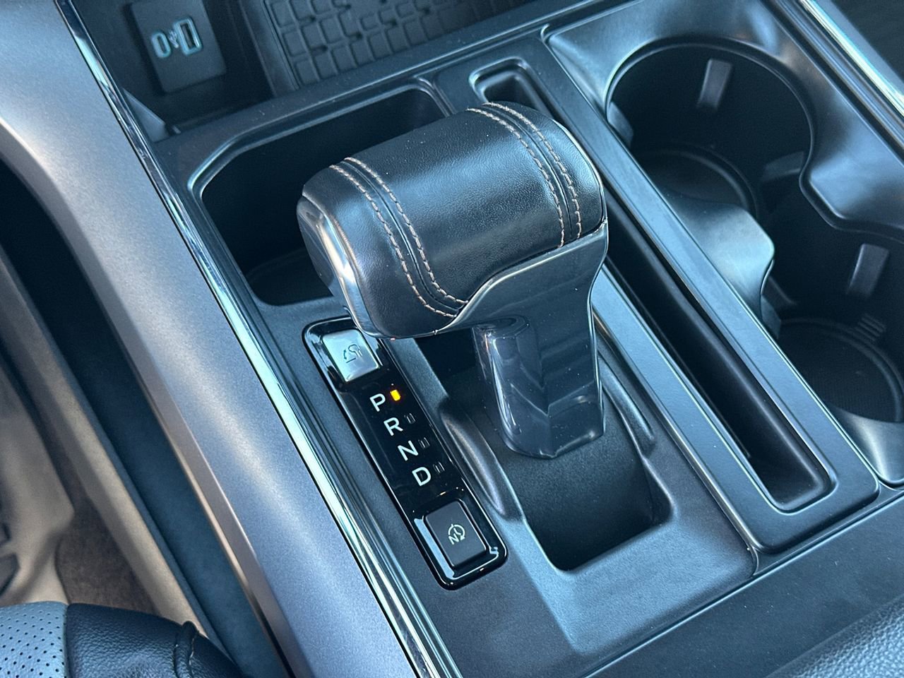 Certified 2023 Ford F150 Lightning Lariat w/ Equipment Group 511A High image 33