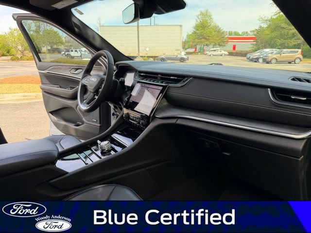 Used 2024 Jeep Grand Cherokee L Overland w/ Trailer Tow Package AWD/4WD image 27
