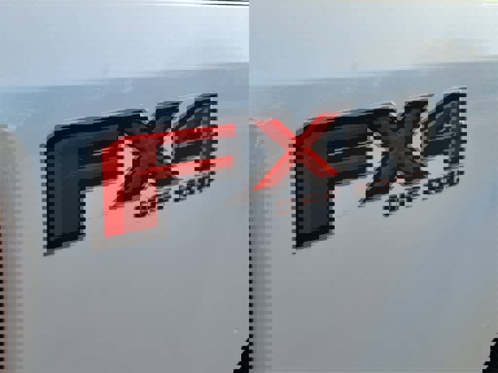 Certified 2019 Ford F250 Lariat w/ Lariat Ultimate Package image 8