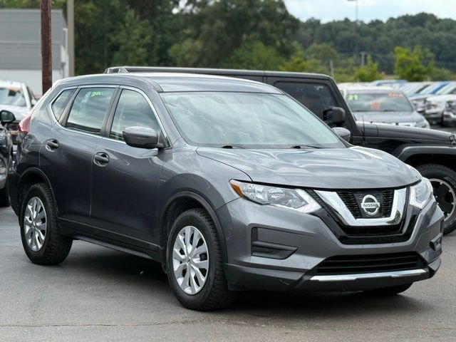 Used 2019 Nissan Rogue S image 11