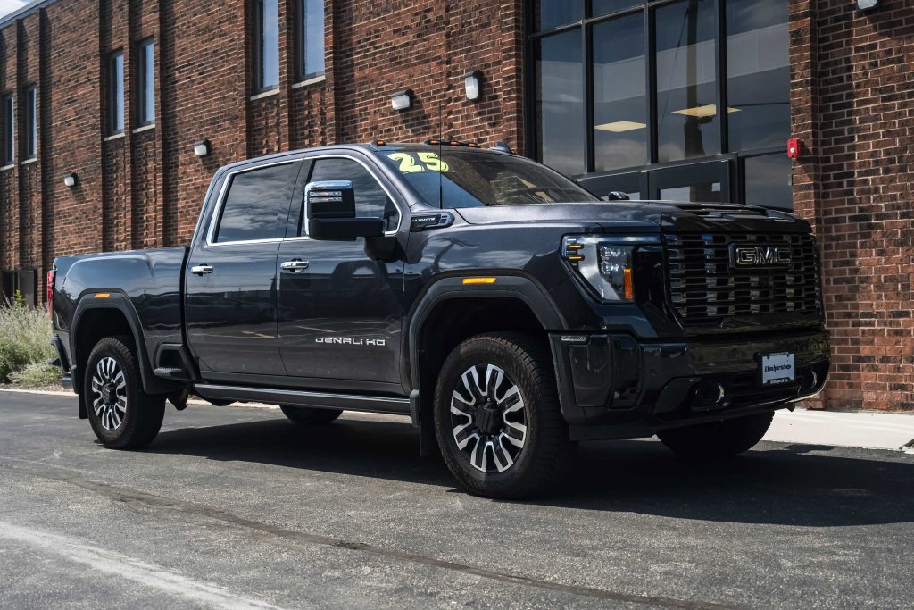 Used 2025 GMC Sierra 2500 Denali Ultimate w/ LPO, GMC Protection Package AWD/4WD image 10