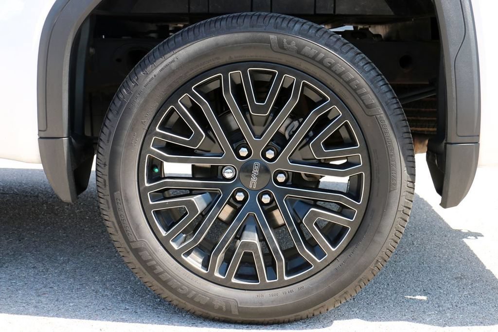 Used 2022 GMC Sierra 1500 Denali Ultimate AWD/4WD image 10