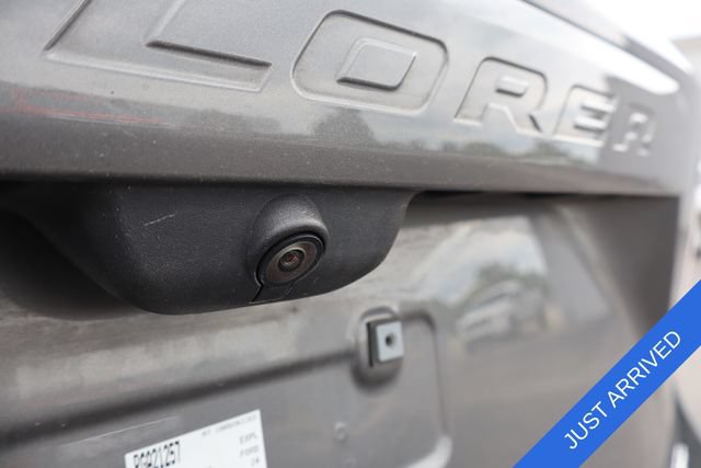 Certified 2024 Ford Explorer XLT w/ Equipment Group 202A AWD/4WD image 10