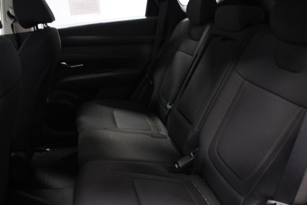 Used 2025 Hyundai Tucson SE FWD image 21