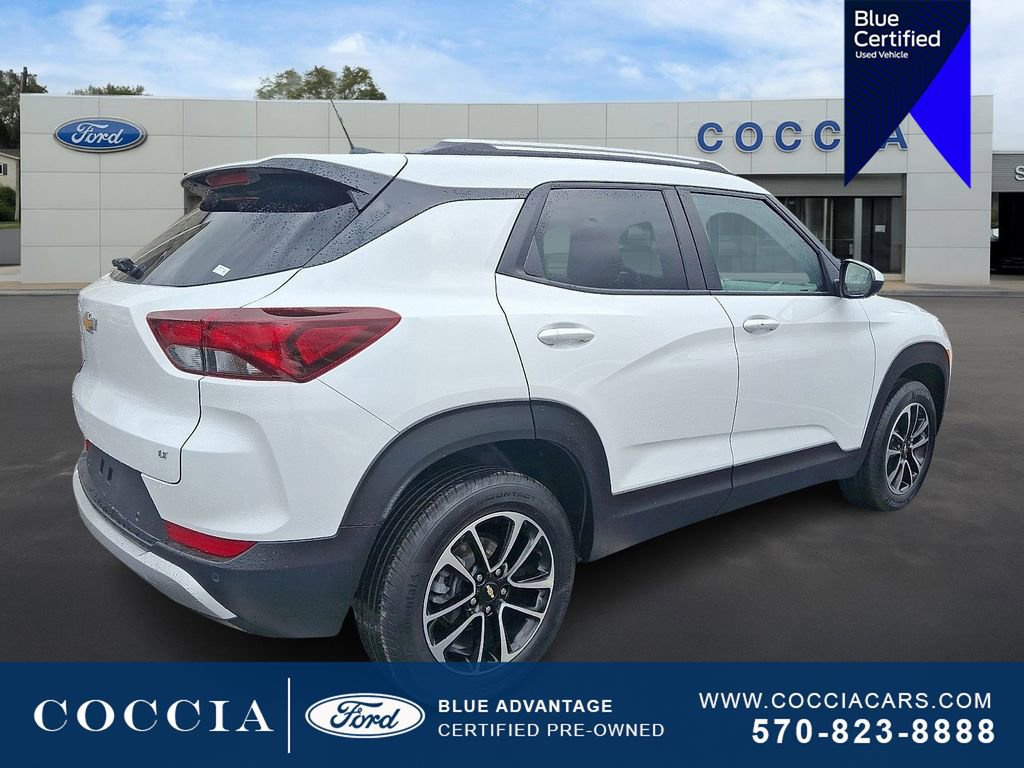 Used 2024 Chevrolet TrailBlazer LT w/ LT Cold Weather Package AWD/4WD image 4