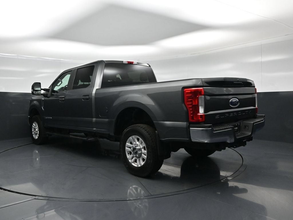 Certified 2019 Ford F250 XL w/ STX Appearance Package AWD/4WD image 7