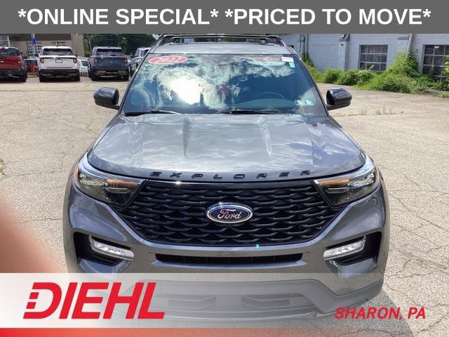 Certified 2022 Ford Explorer ST-Line w/ Class IV Trailer Tow Package AWD/4WD image 2