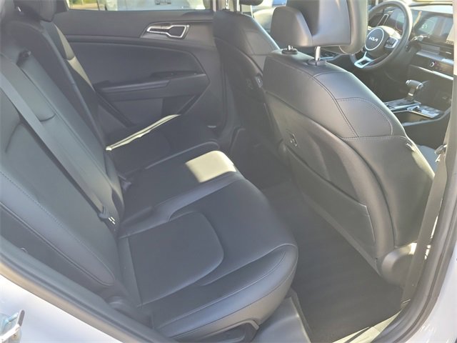 Used 2023 Kia Sportage EX image 17