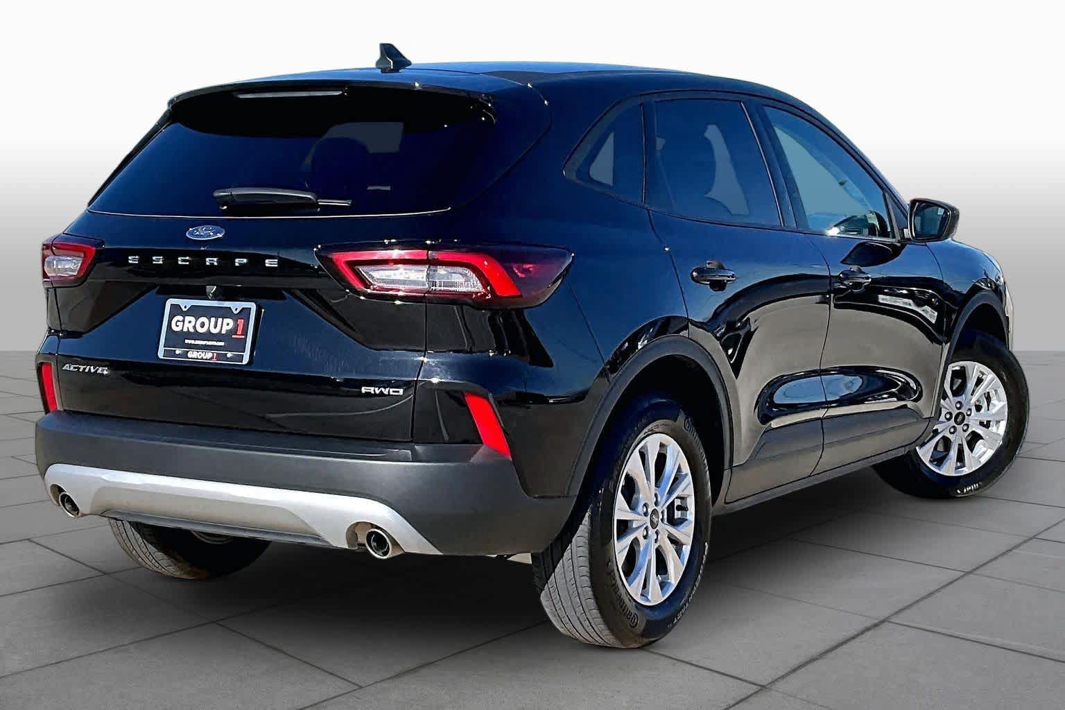 Certified 2025 Ford Escape Active AWD/4WD image 24