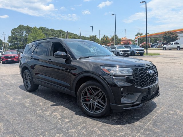 Certified 2025 Ford Explorer ST-Line w/ Premium Package