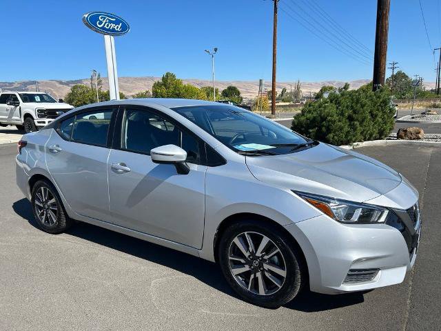 Used 2021 Nissan Versa SV FWD image 2