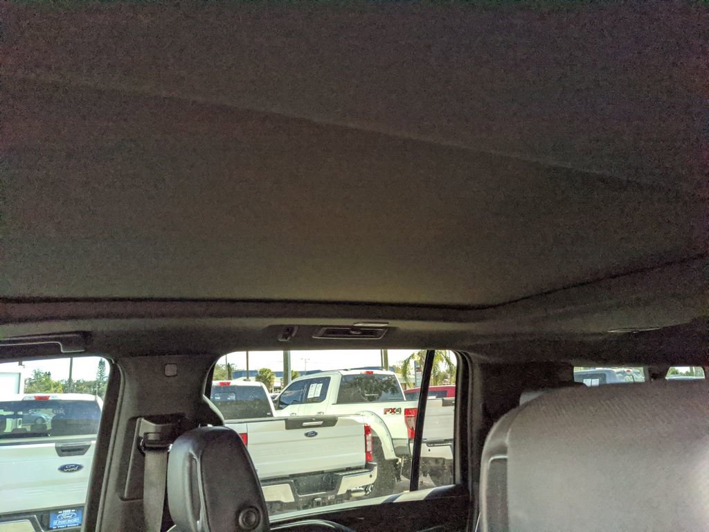 Used 2022 Cadillac Escalade ESV Sport w/ LPO, ONYX Package image 23