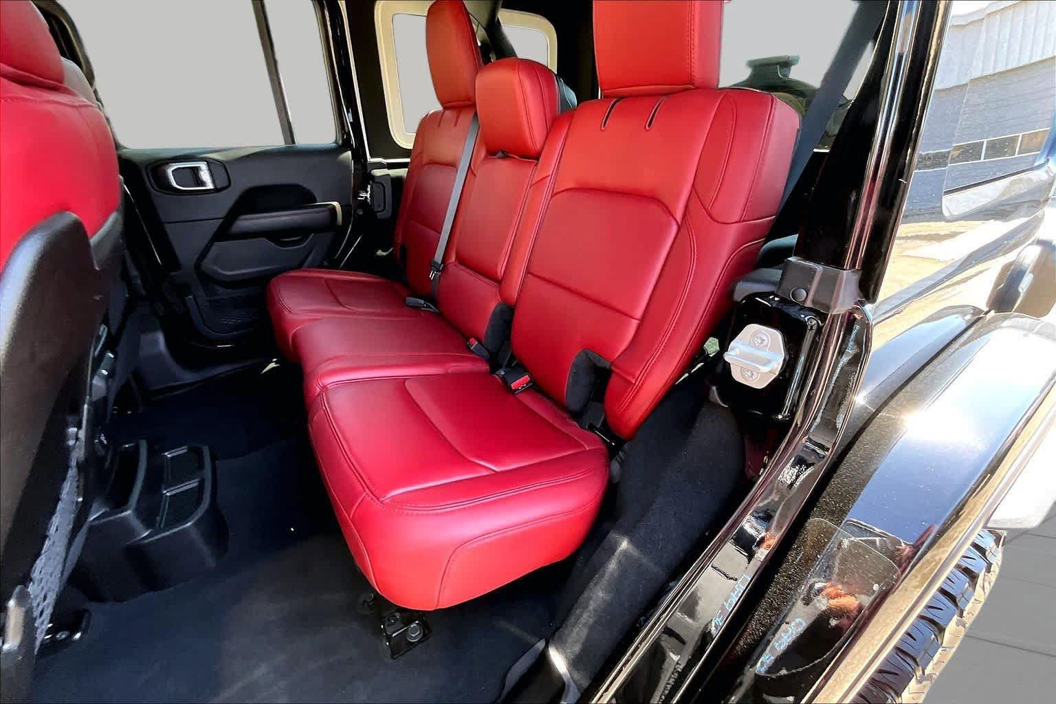 Used 2024 Jeep Wrangler Unlimited Rubicon 392 AWD/4WD image 20