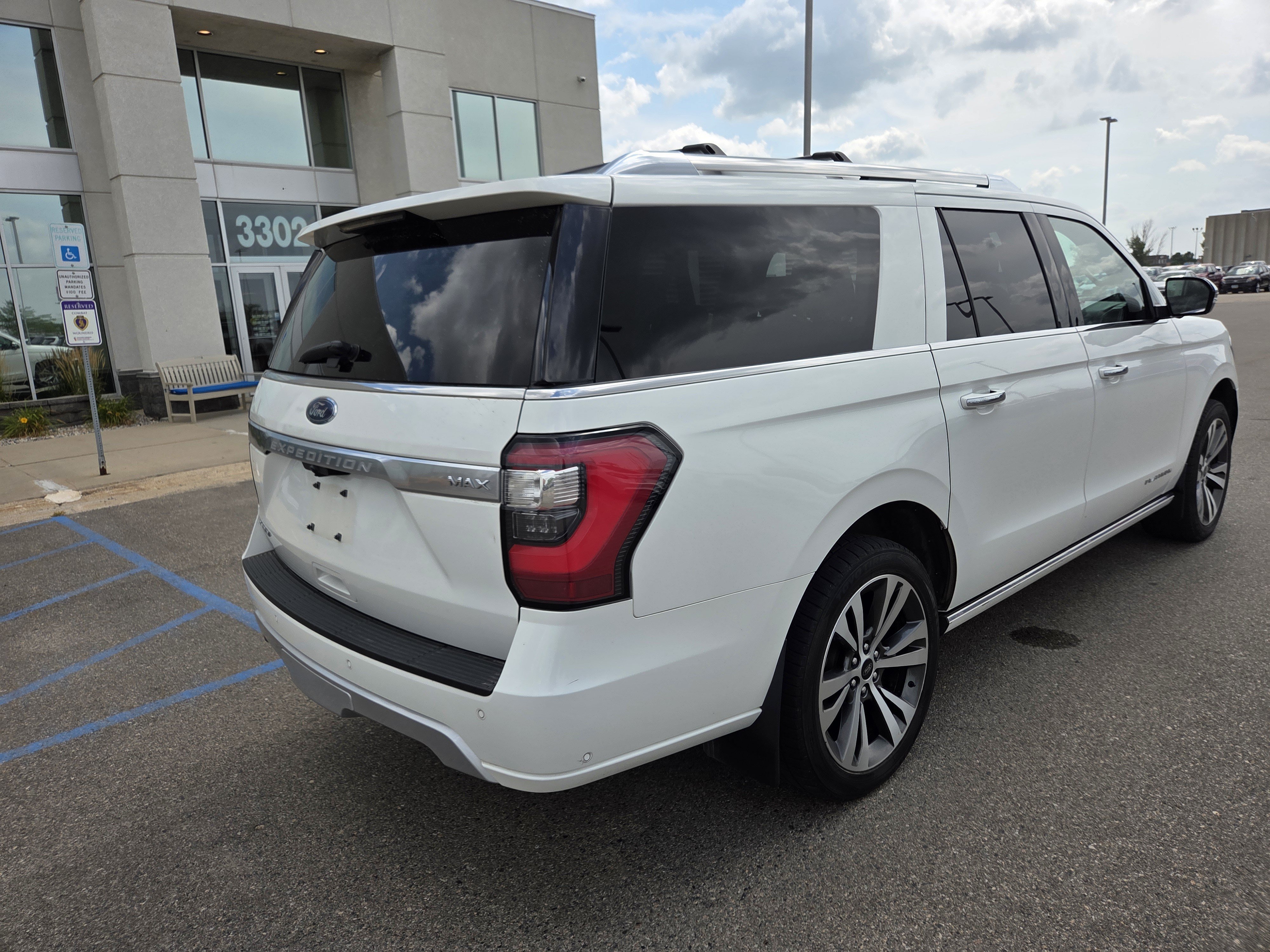 Certified 2021 Ford Expedition Max Platinum AWD/4WD image 5
