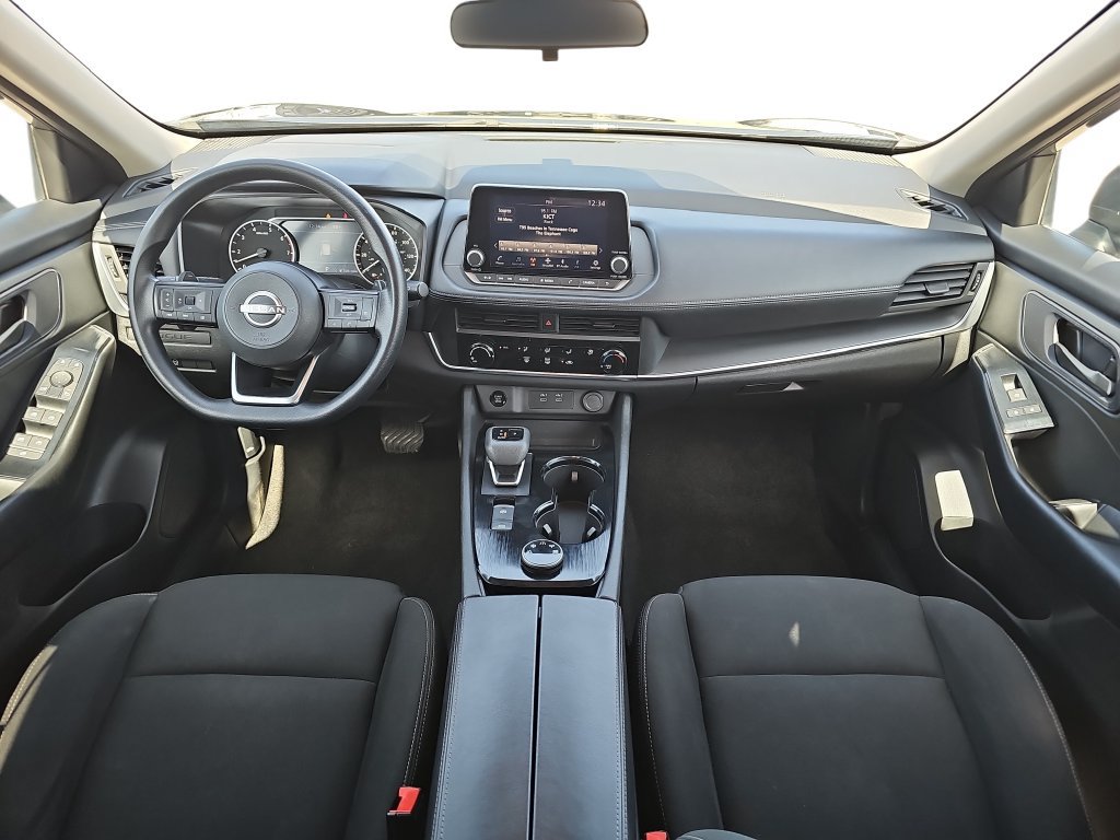 Used 2024 Nissan Rogue S AWD/4WD image 9