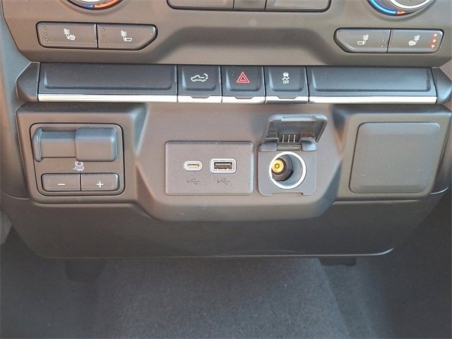 Used 2022 Chevrolet Silverado 2500 LT w/ Convenience Package image 25