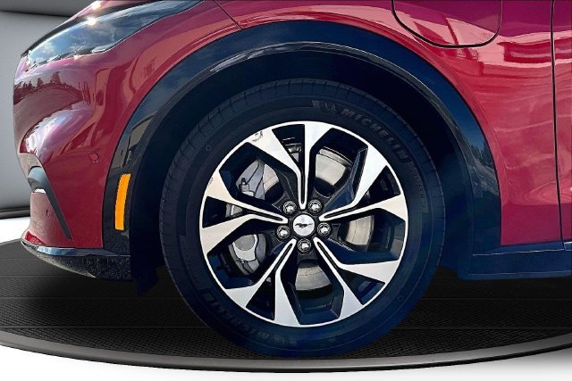 Certified 2021 Ford Mustang Mach-E Premium AWD/4WD image 34