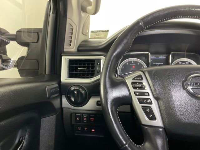 Used 2019 Nissan Titan PRO-4X w/ Pro-4x Convenience Package image 24