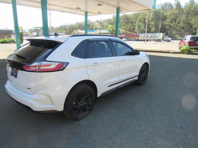 Certified 2022 Ford Edge SE w/ Black Appearance Package AWD/4WD image 6