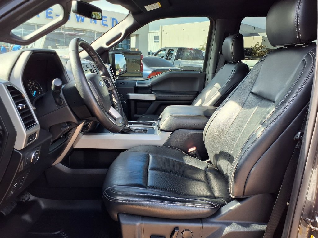 Certified 2019 Ford F150 Lariat RWD image 28