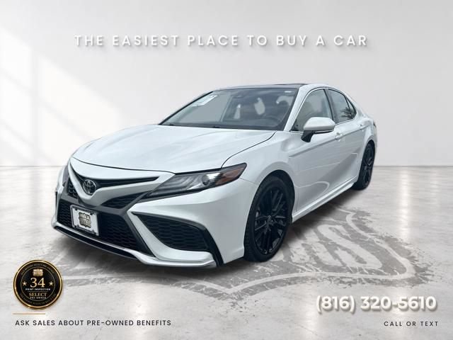 Used 2024 Toyota Camry XSE FWD image 1