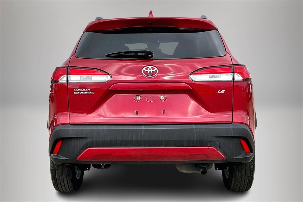 Used 2022 Toyota Corolla Cross LE image 6