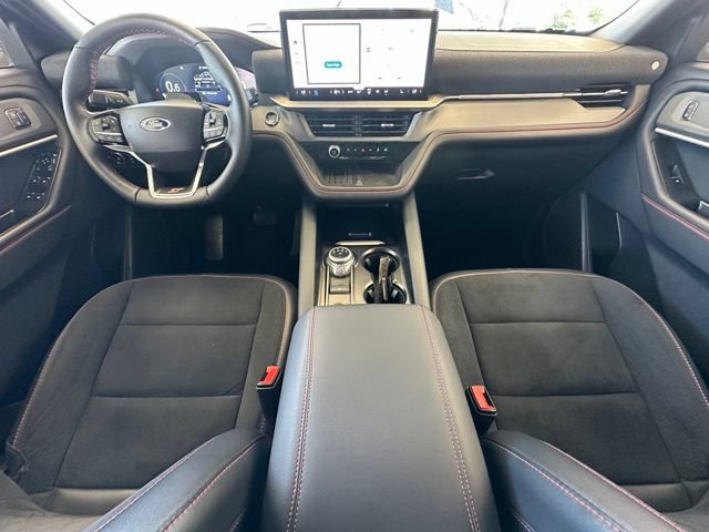 Certified 2025 Ford Explorer ST AWD/4WD image 23