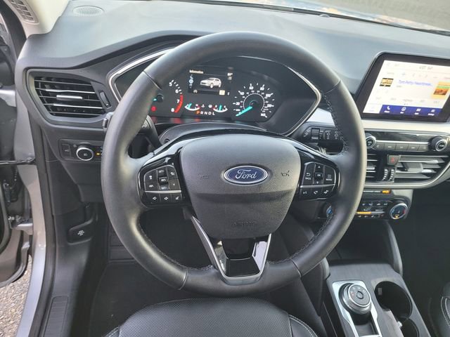 Certified 2022 Ford Escape SEL image 30
